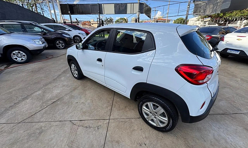 Renault Kwid Zen 1.0...