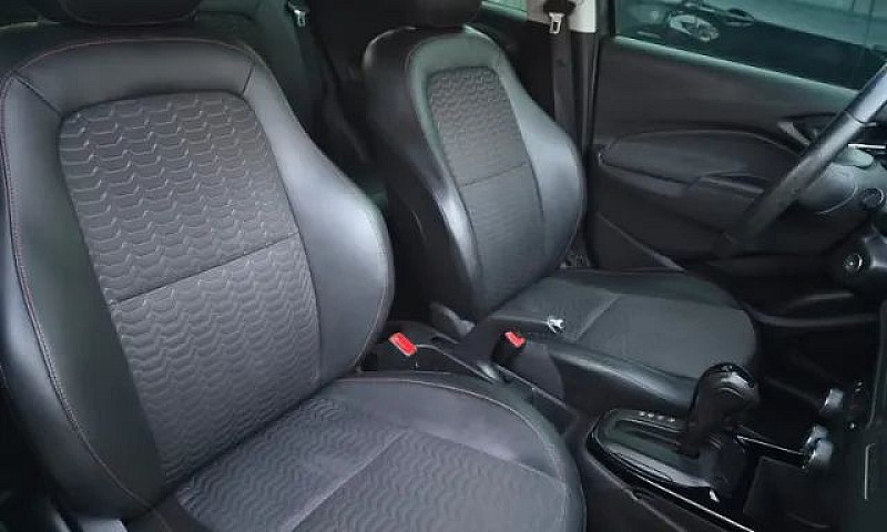 Chevrolet Onix Hatch...