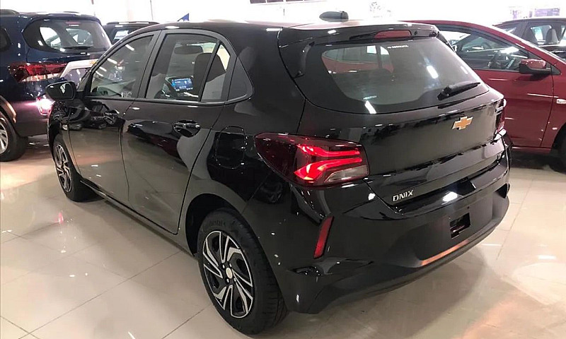 Chevrolet Onix Hatch...