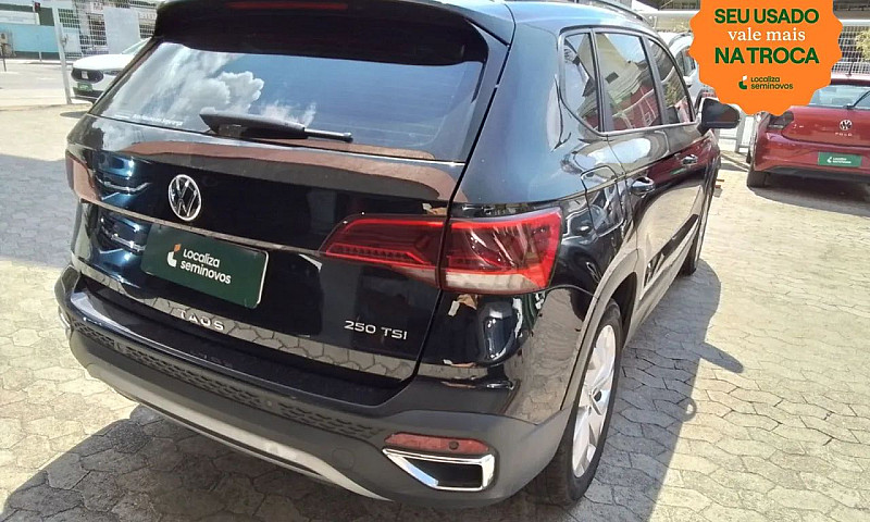 Volkswagen Taos Comf...