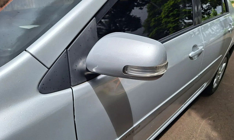 Toyota Corolla Xei 2...