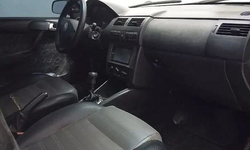 Volkswagen Parati 2....
