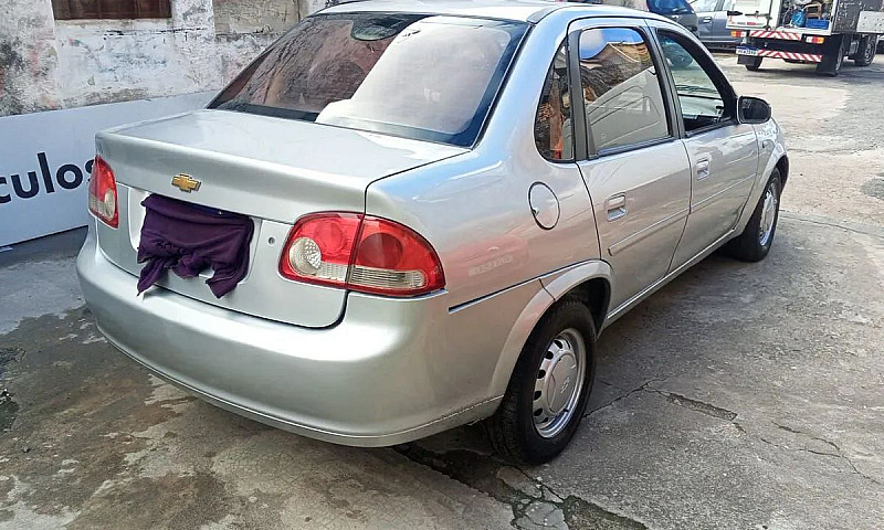 Chevrolet Classic Li...