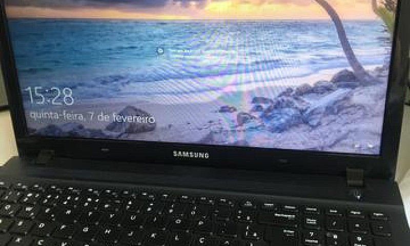 Notebook Samsung I30...