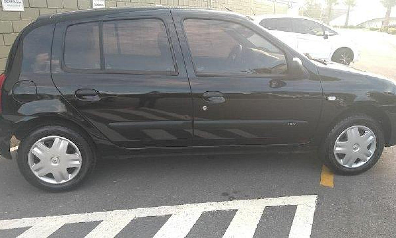 Carro Renault Clio P...