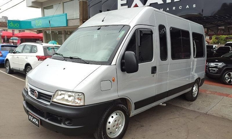 Ducato Minibus 2.3 T...