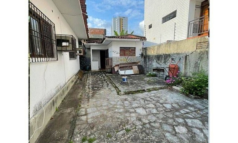 Casa Com 6 Dormitóri...