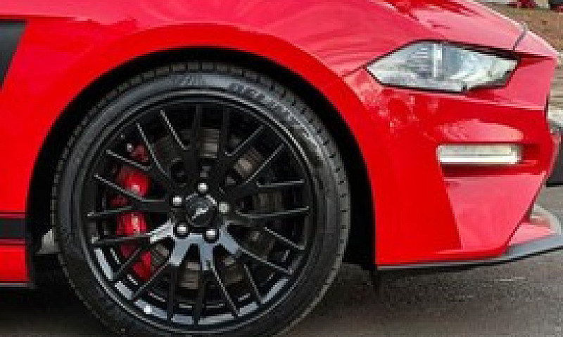 Mustang Gt Premium...
