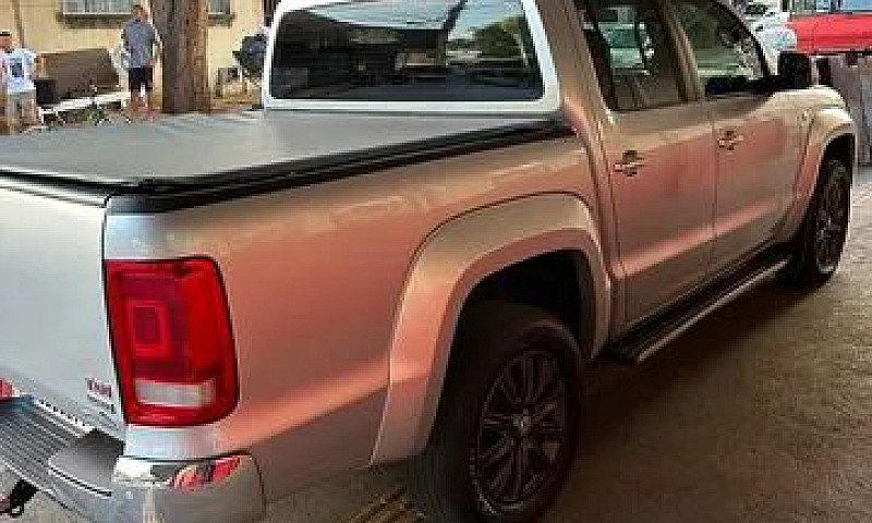Vende-Se Amarok 2012...