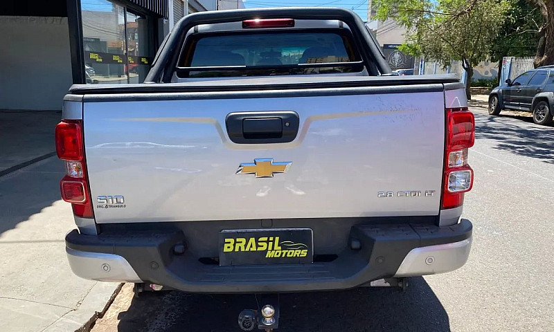 Chevrolet S10 Pick-U...