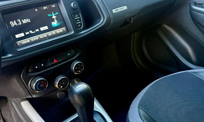 Chevrolet Onix Activ...