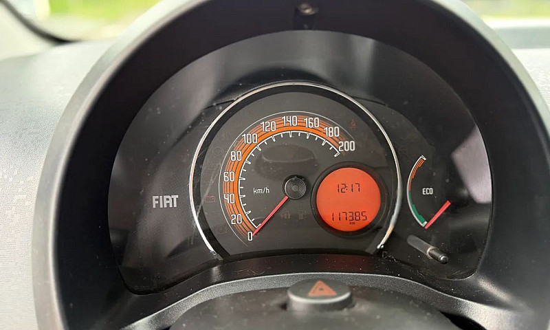 Fiat Uno Vivace Cele...