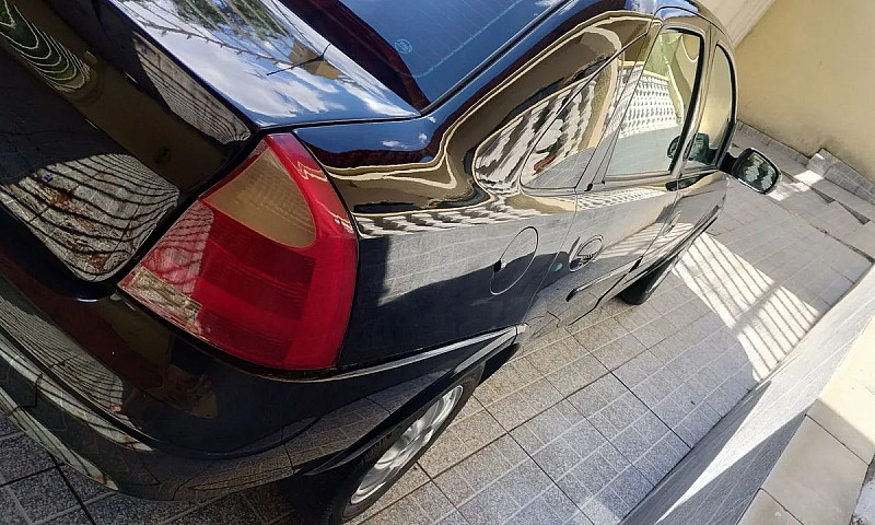 Chevrolet Corsa Seda...