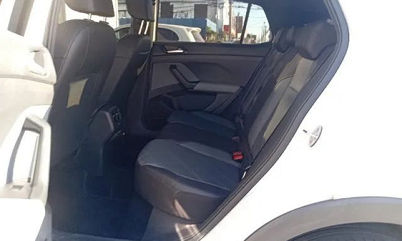 Volkswagen T-Cross C...