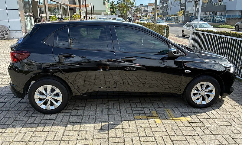 Chevrolet Onix Hatch...