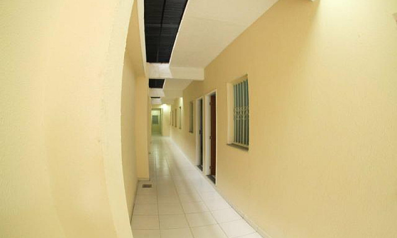 Apartamentos Adrianó...