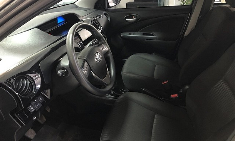 Toyota Etios 1.5 X P...