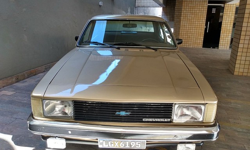Opala 1983...