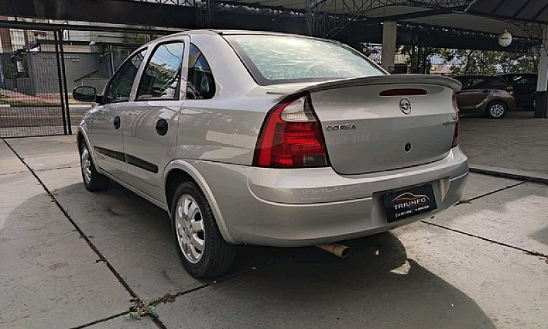 Chevrolet Corsa Seda...