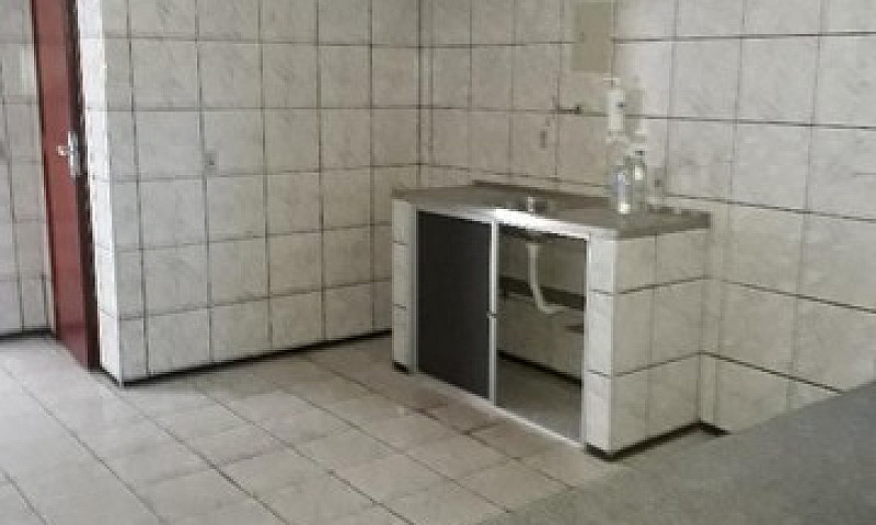 Casa Com 2 Dormitóri...