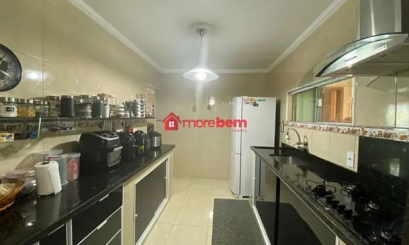 Casa Para Venda Em B...