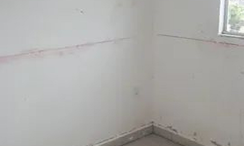 Aluga-Se Apartamento...