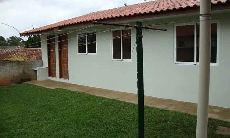 Casa Com 3 Dormitóri...