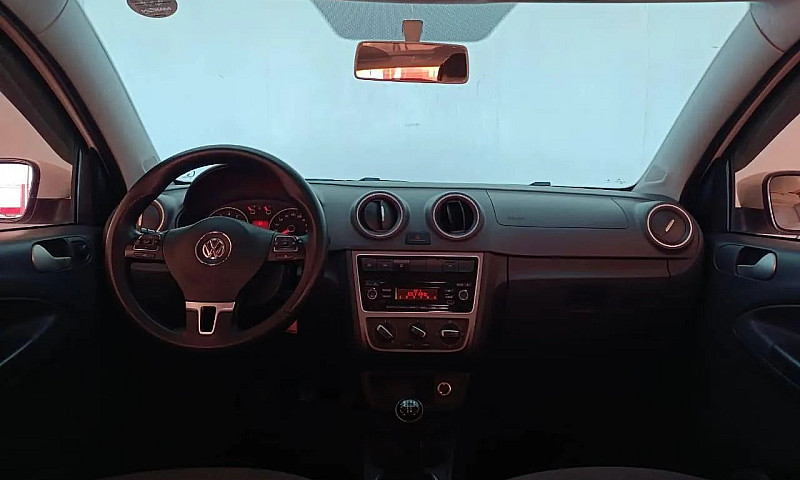Volkswagen Voyage 1....