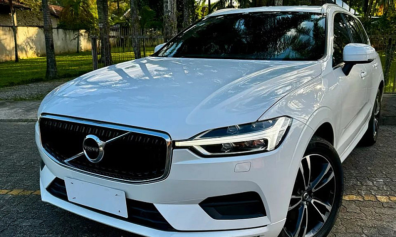 Volvo Xc 60 T-5 Mome...