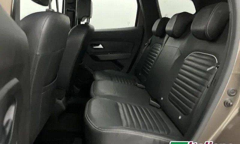 Renault Duster Iconi...