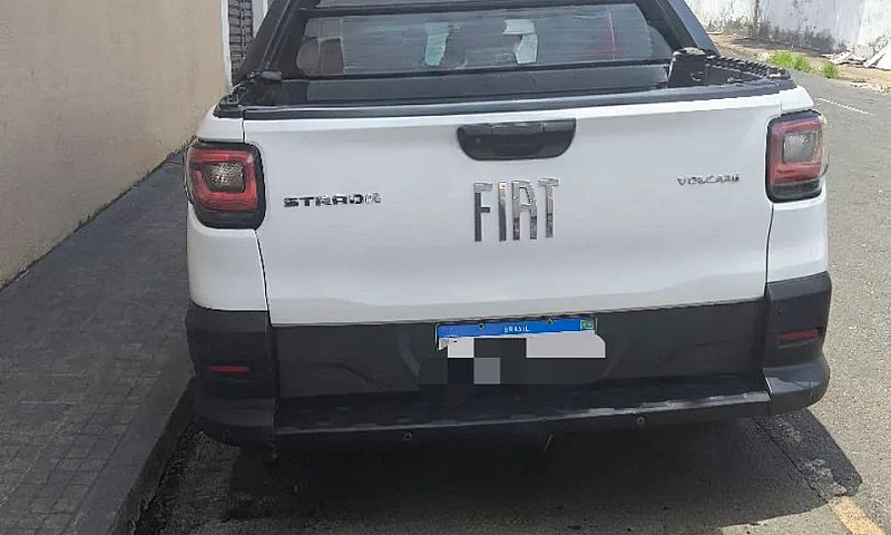 Fiat Strada Volcano ...