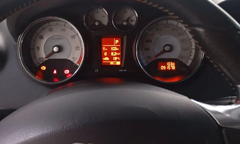 Peugeot 408 Sedan Gr...
