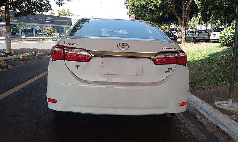 Toyota Corolla Xei 2...