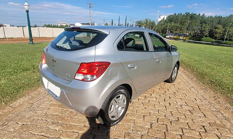 Chevrolet Onix Hatch...