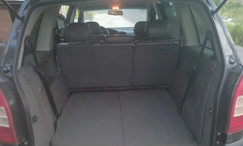 Chevrolet Zafira Eli...
