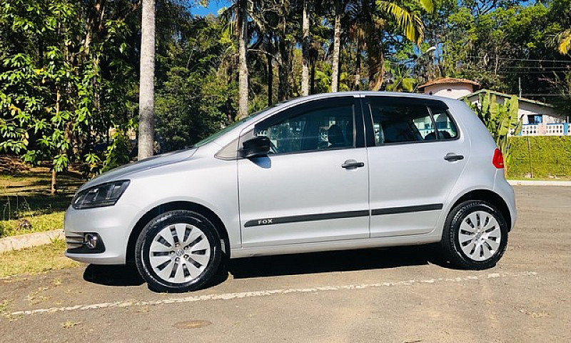 Vw Fox 2015 Trendlin...