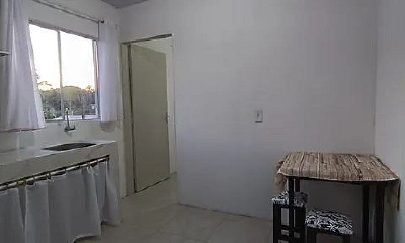 Aluga-Se Casa ...