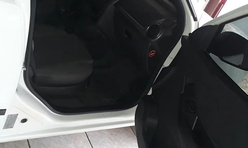 Chevrolet Montana Ls...