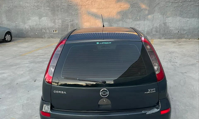 Chevrolet Corsa Hat....