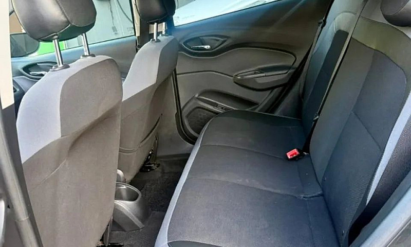 Chevrolet Onix Activ...