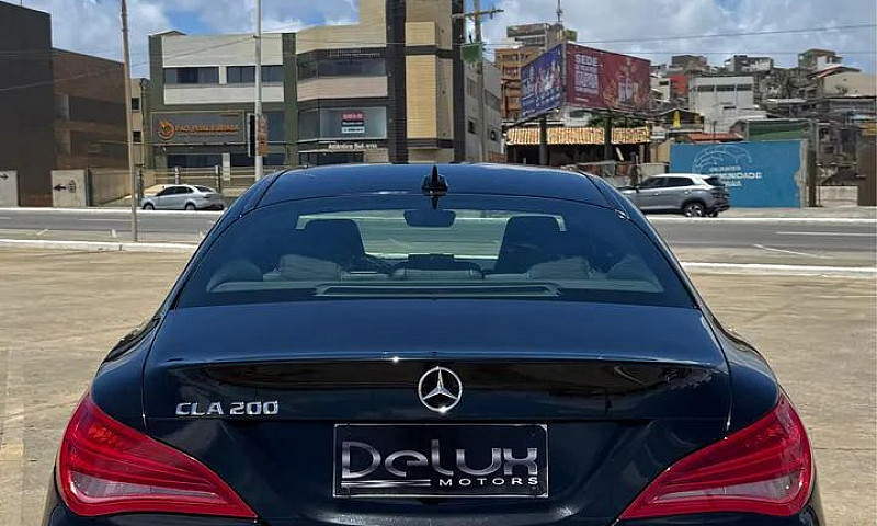 Mercedes-Benz Cla-20...