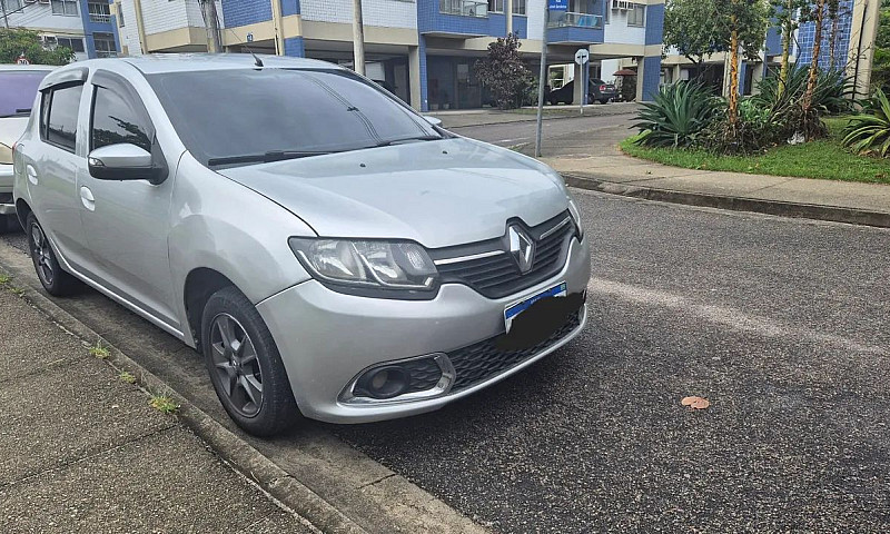 Renault Sandero Dyna...
