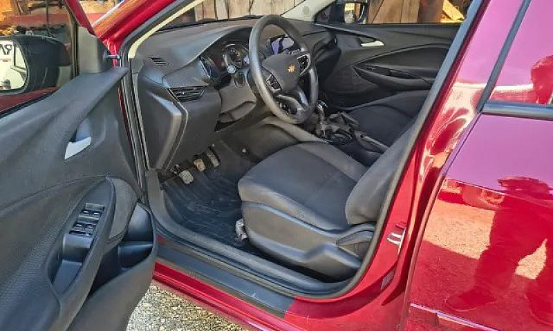 Chevrolet Onix Hatch...