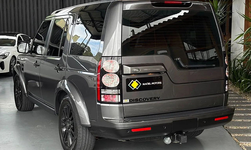Land Rover Discovery...