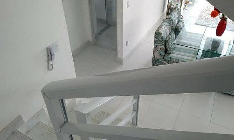 Excelente Casa De 02...