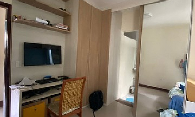 Casa Em Condomínio N...