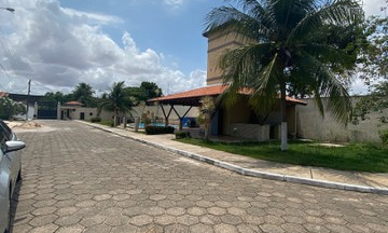 Casa Em Condomínio N...