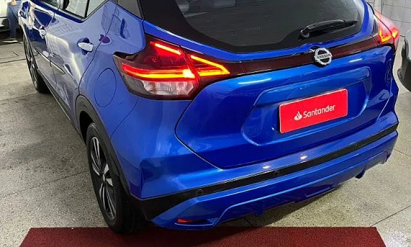 Nissan Kicks Exclusi...