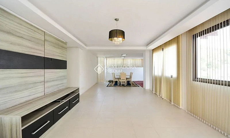 Cobertura De 316M2 E...