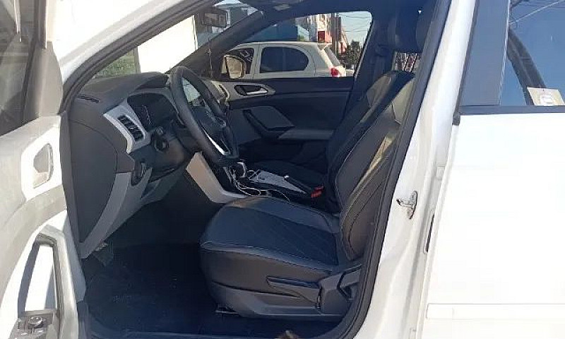 Volkswagen T-Cross C...
